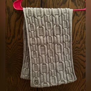 Gray Textured Knit Scarf